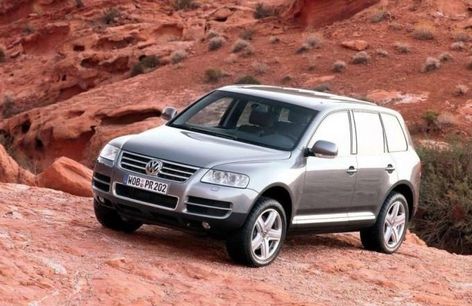 La prima generazione di Volkswagen-Tuareg: recensioni dei proprietari e descrizione del SUV