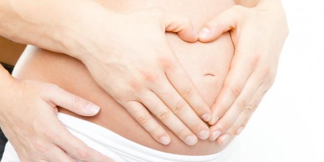 Perché la scarica rosa compare nelle prime fasi della gravidanza?